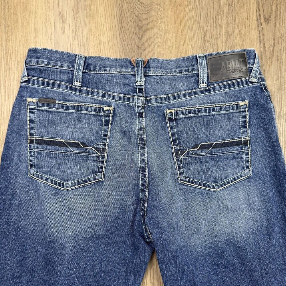 Ariat M2 Jeans Mens 38x31 Blue Relaxed Boot Cut Denim Western Cowboy Casual - Picture 7 of 12